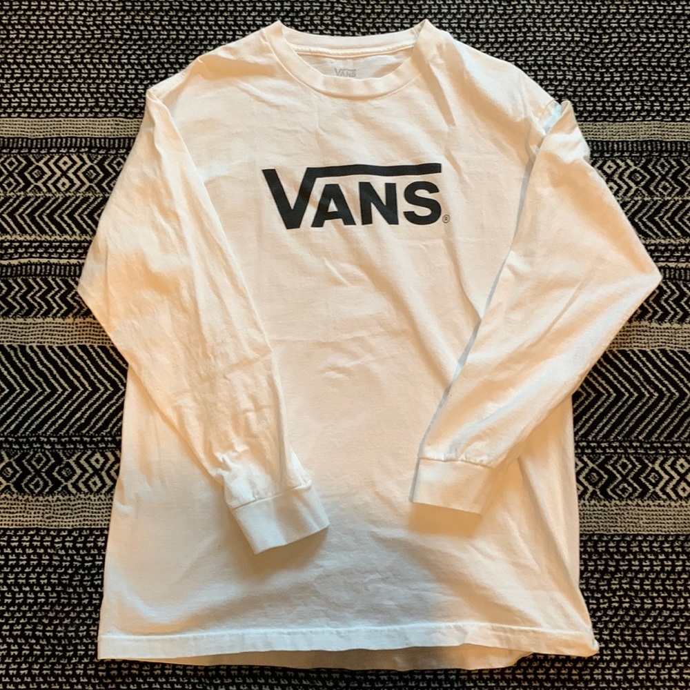 Mens Vans long sleeve tee.